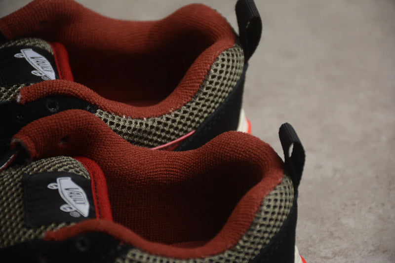 Vans Knu Skool